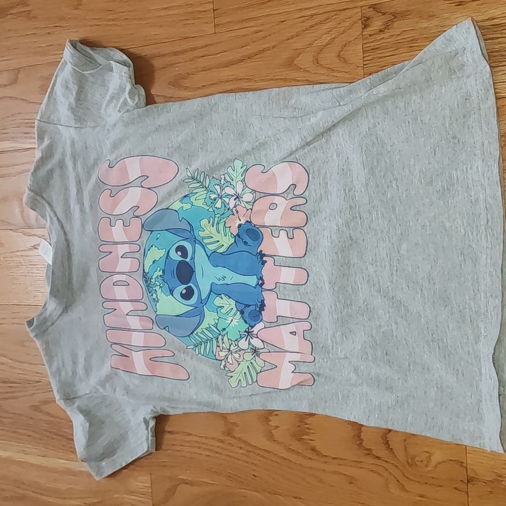 Disney Stitch Kindness Matters TShirt Small